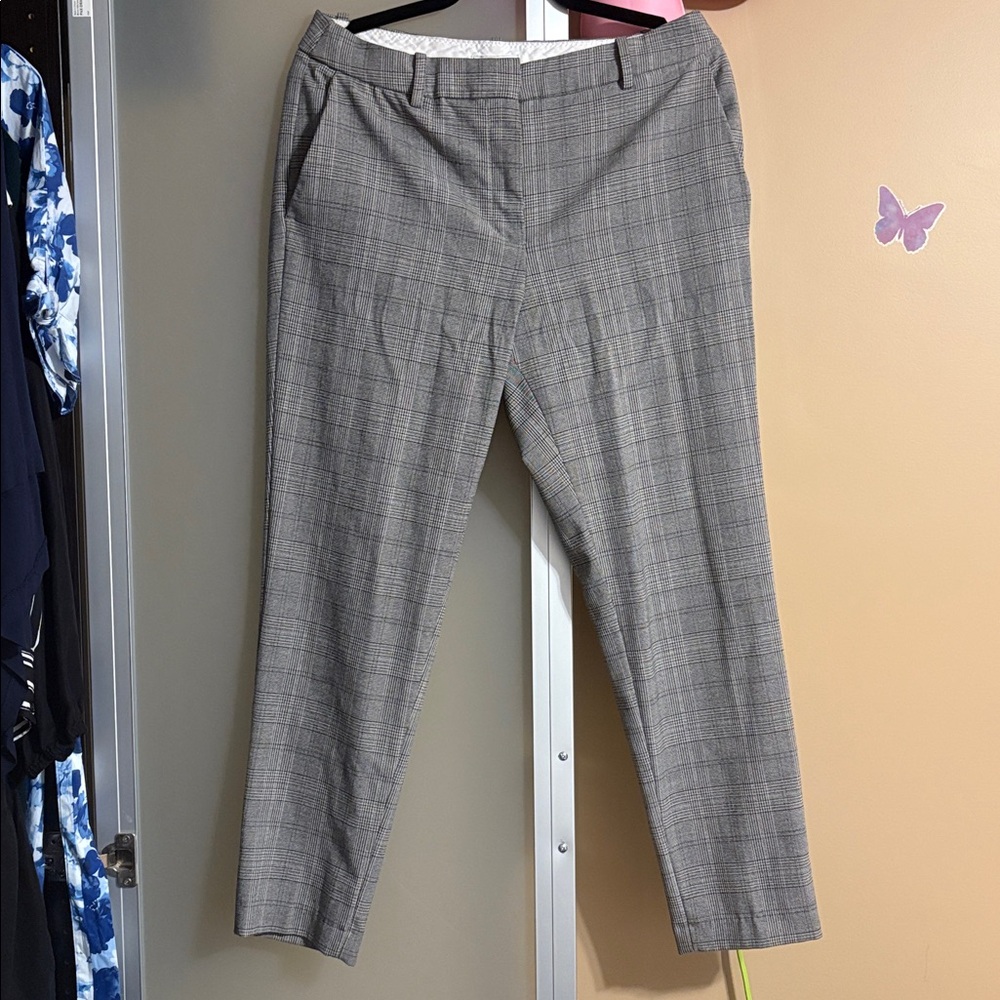 H&M Black and White Patterned Trousers Dress Pants - size 12